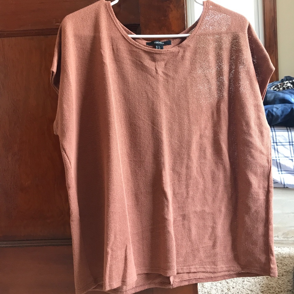Lightweight T-shirt
